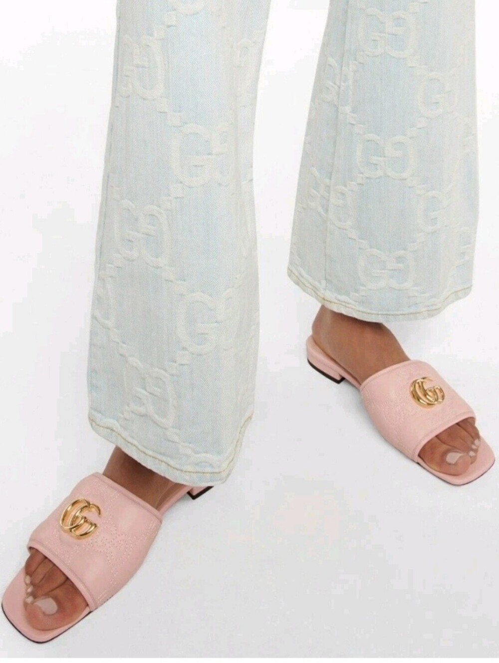 Sz 7.5 - 🆕️ Gucci Pink Leather Slide with Gold Double G EU 38.5